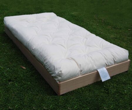 australian-hardwood-trundle-bed-with-organic-cotton-futon